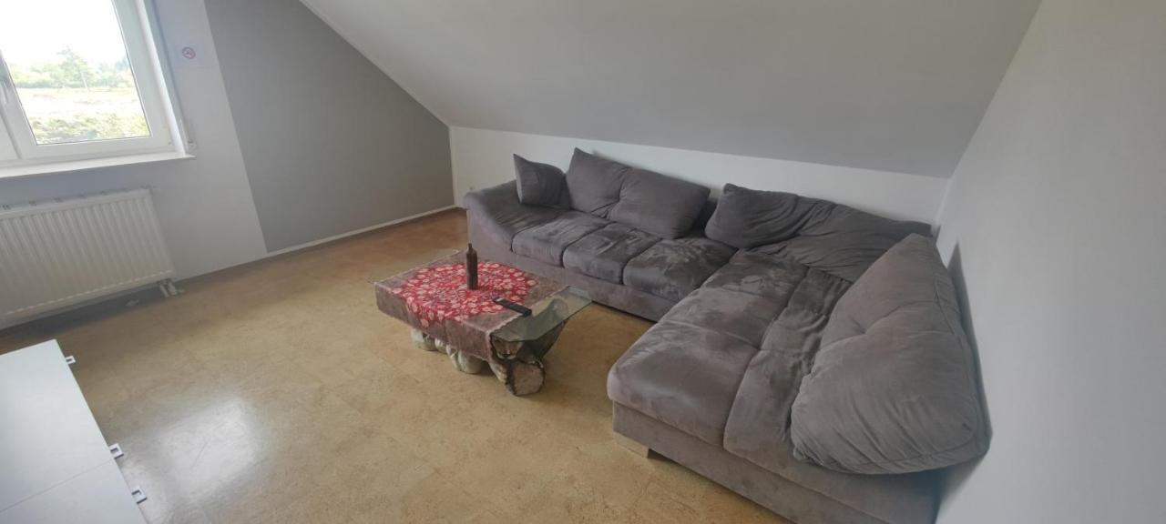 Ferienwohnung Zwischen Rhein Und Schwarzwald Bischweier Exterior photo